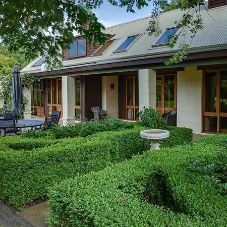 Manata Homestead & Lodge Квинстаун Экстерьер фото